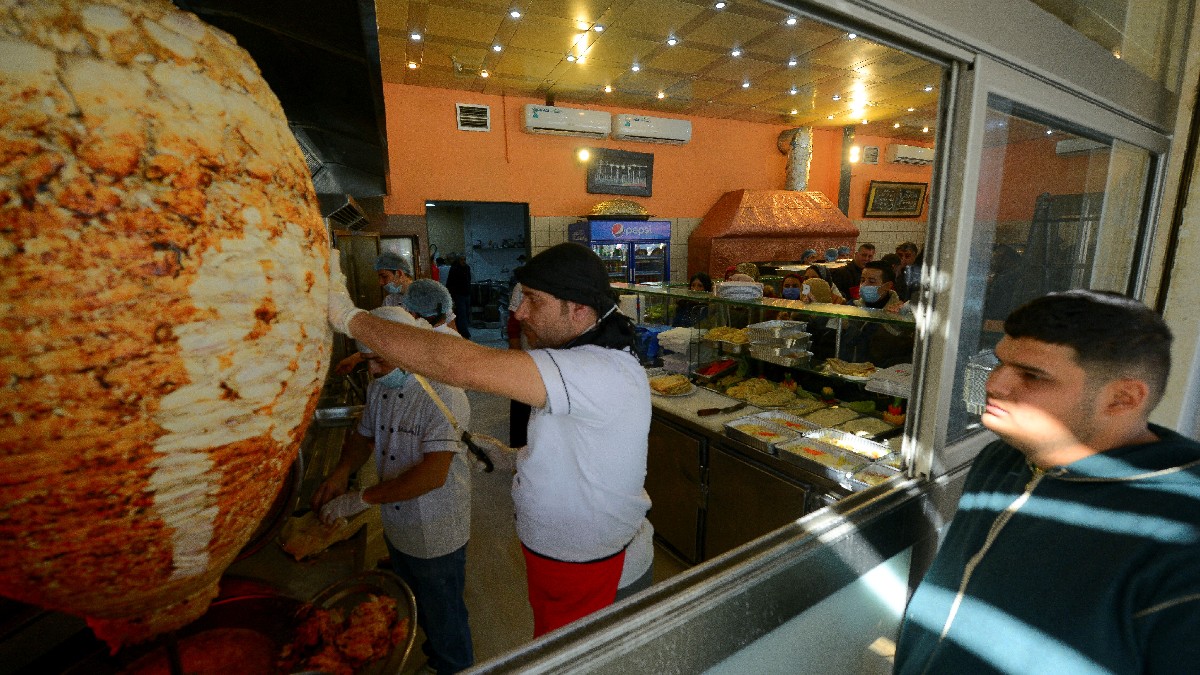 Libia: Preparan shawarma de 600 kilos, “papá” del trompo al pastor