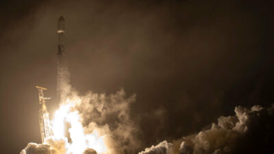Un cohete de Elon Musk chocará con la Luna tras quedar fuera de control