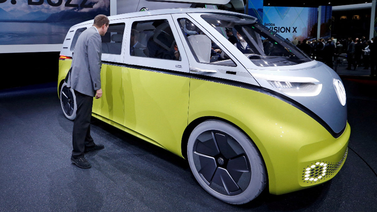 La llegada de un modelo eléctrico y futurista de la Combi está más cerca que nunca; Volkswagen mostrará al mundo ID.Buzz