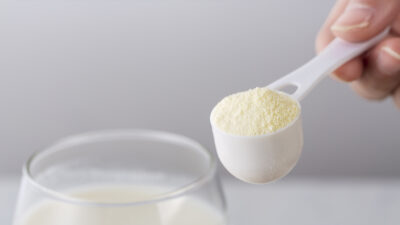 FDA alerta en EU por contaminación de leche en polvo