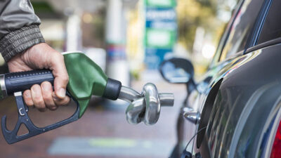Gasolina: evita así que te den litros incompletos