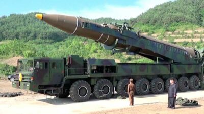 El misil lanzado por Corea del Norte cayó en la zona económica exclusiva de Japón. Foto: AFP