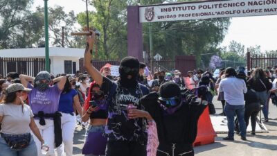 Vandalizan instalaciones del IPN: exigen justicia por presunto abuso