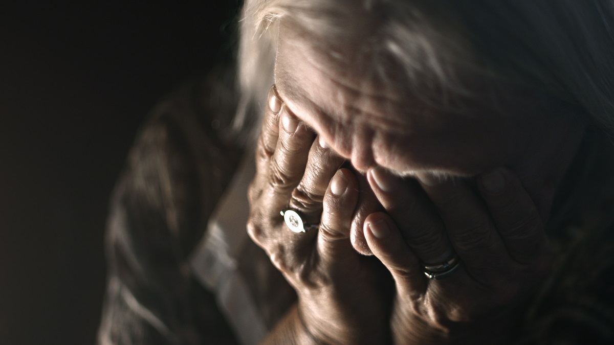 Video: anciana de 92 años es golpeada por enfermera en Estados Unidos