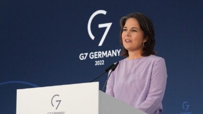 G7 no reconocerá fronteras que Rusia imponga por la fuerza