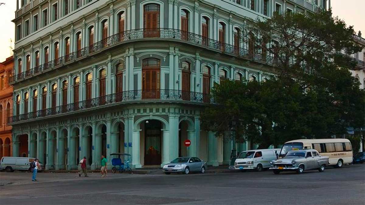 Explosión en La Habana destruye parte del Hotel Saratoga en Cuba - Uno TV