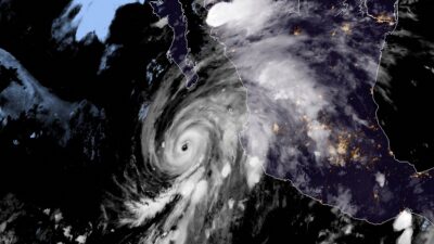 ¿Cómo se designan los nombres a los ciclones y huracanes?
