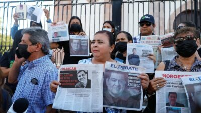 Luis Enrique Ramírez, quien laboraba en el diario El Debate, fue despedido entre gritos de justicia por colegas y familiares