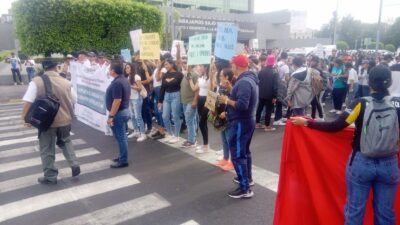 Megamarcha de la UdeG: Demandan más recursos al Gobierno de Jalisco