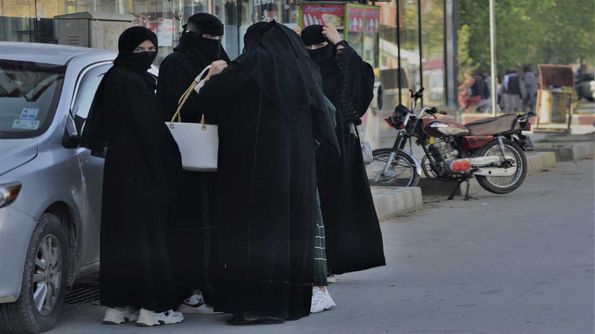 Talibanes rechazan llamado de la ONU sobre derechos de mujeres