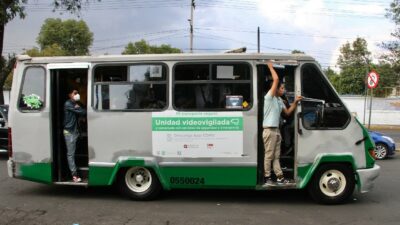 Gobierno de CDMX pide a transportistas cumplir con 15 acuerdos