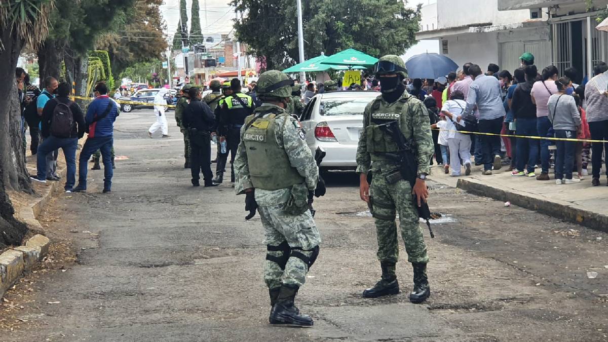 Balacera en filas de vacunación COVID de niños en Puebla deja al menos 4 heridos