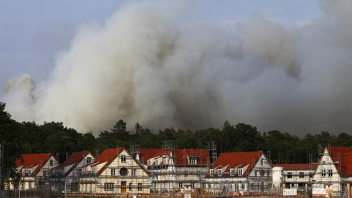 Imágenes impactantes: incendios en España y Alemania no cesan