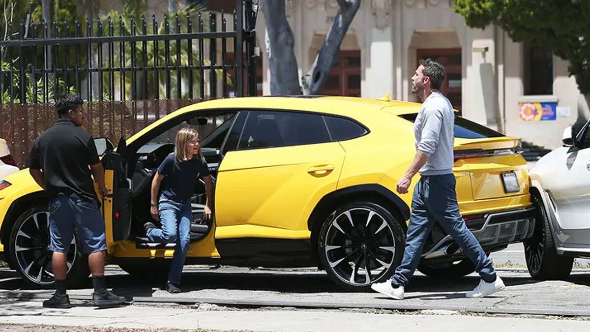 Hijo de 10 años de Ben Affleck choca un Lamborghini en Los Ángeles