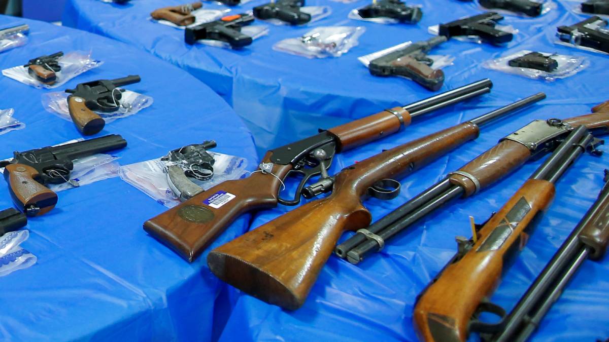 Corte Suprema de EU declara que portar armas seguirá siendo un derecho ciudadano