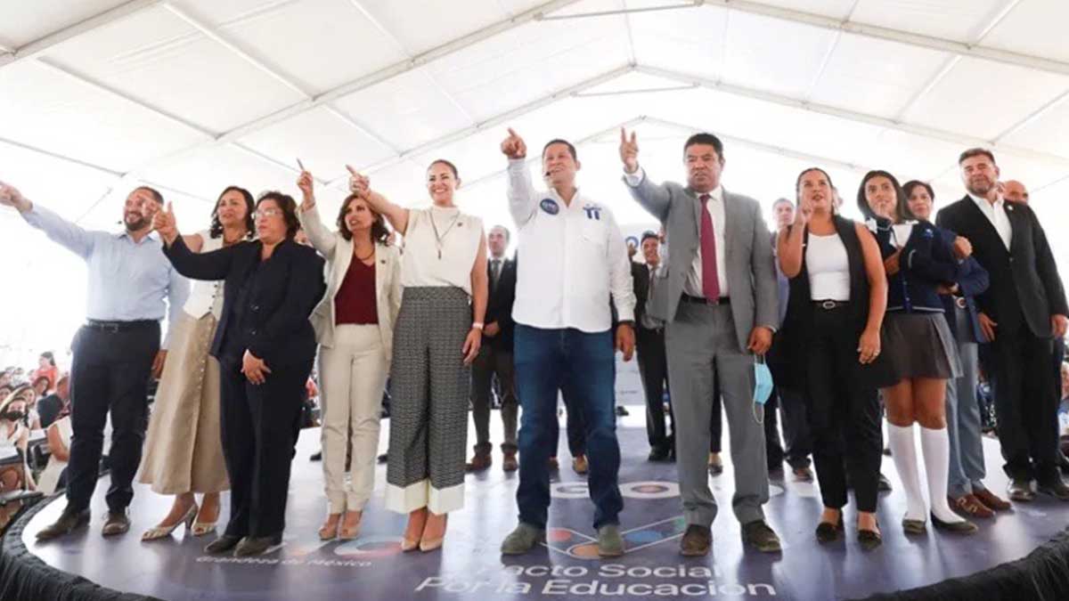 Firma gobernador pacto por la educación en Guanajuato