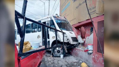 Puebla: chofer de camión ebrio causa accidente en la 11 Sur