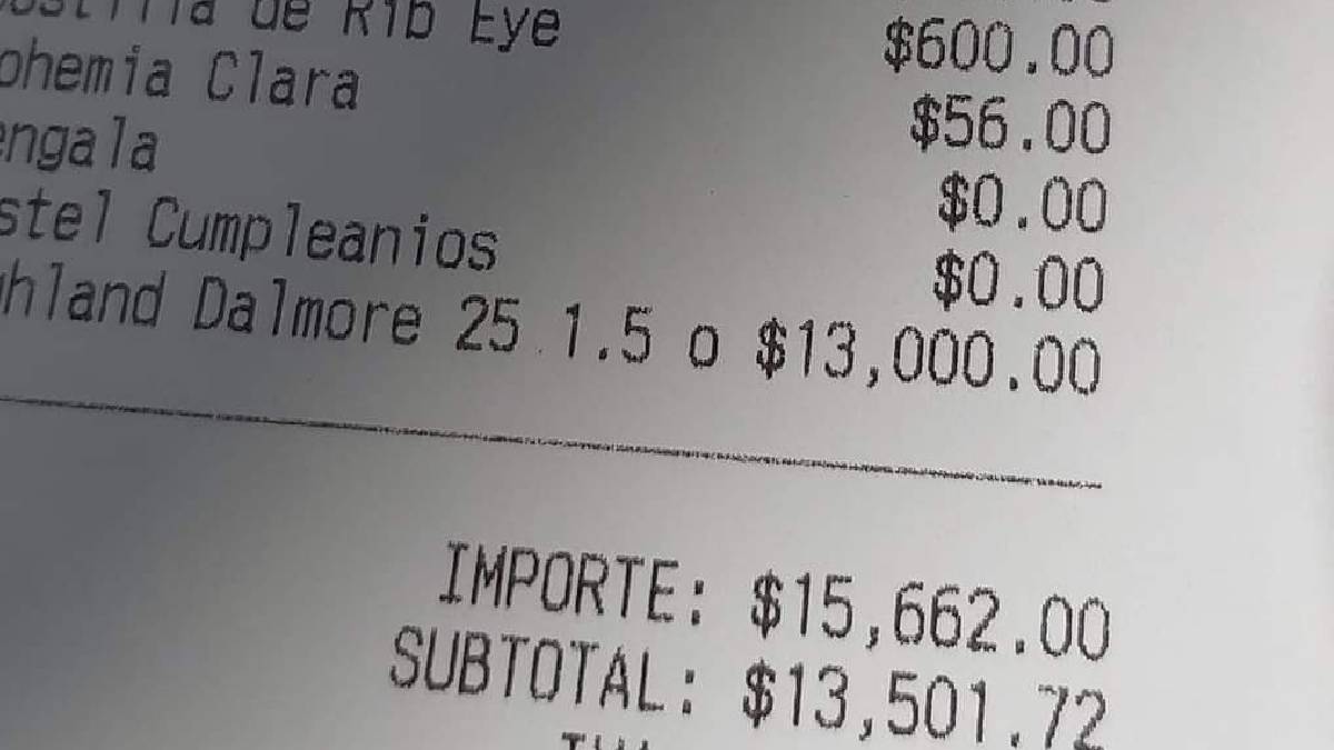 ¡El shot más caro de su vida! Denuncia a restaurante por trago de 13 mil pesos en NL