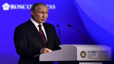 Vladimir Putin lanza discurso combativo en Foro Económico Internacional de San Petersburgo