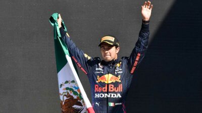¡Otro podio para Checo Pérez! Queda segundo en el GP de Gran Bretaña