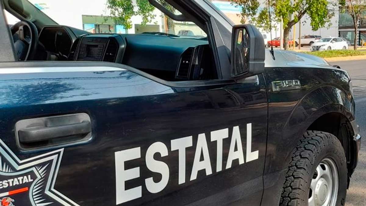 En Aguascalientes, policías sacan a niño y a su papá de parque; ve video