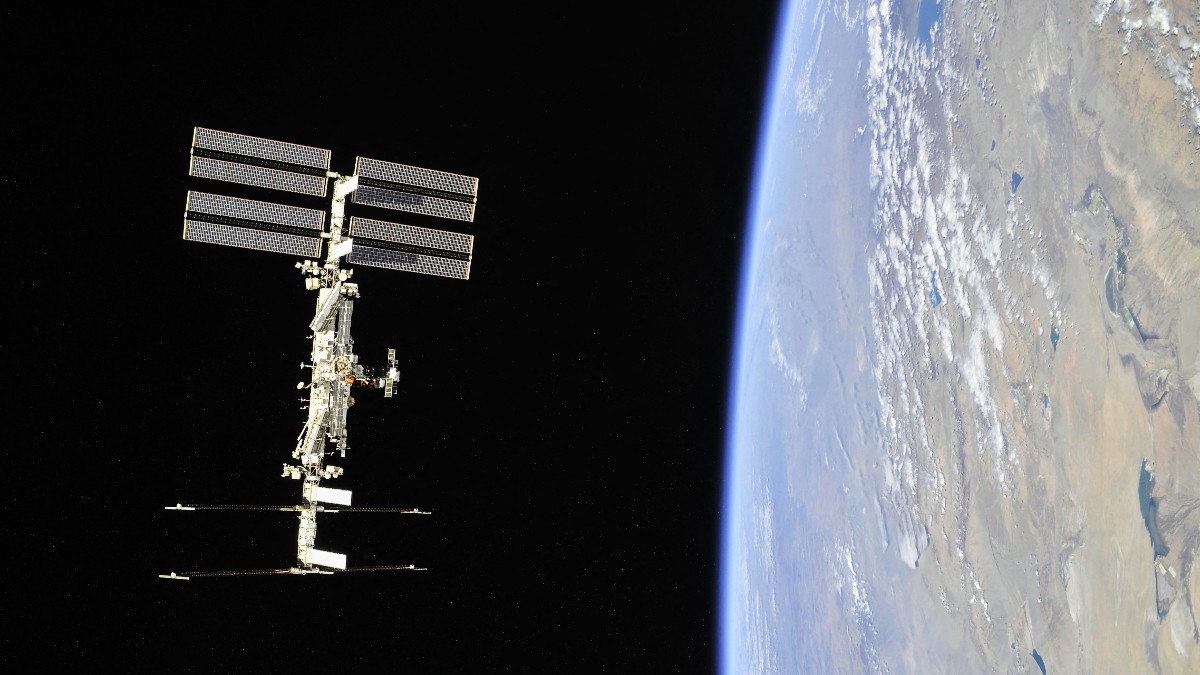 EU reanuda los vuelos a la Estación Espacial Internacional con Rusia