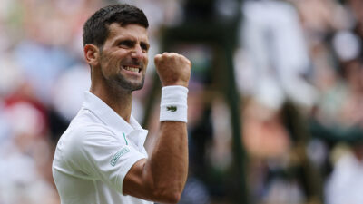 Novak Djokovic remonta y se clasifica a las semifinales de Wimbledon