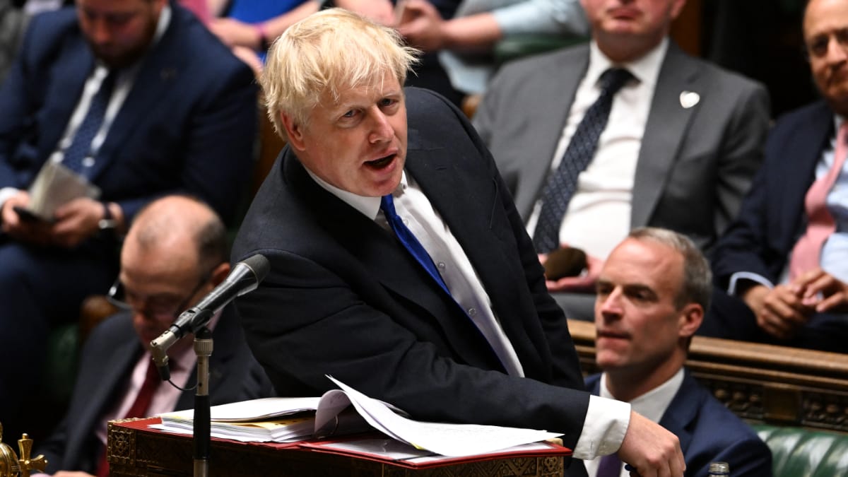 Crisis política en Reino Unido: ¿Por qué piden renuncia de Boris Johnson y han dimitido varios ministros?