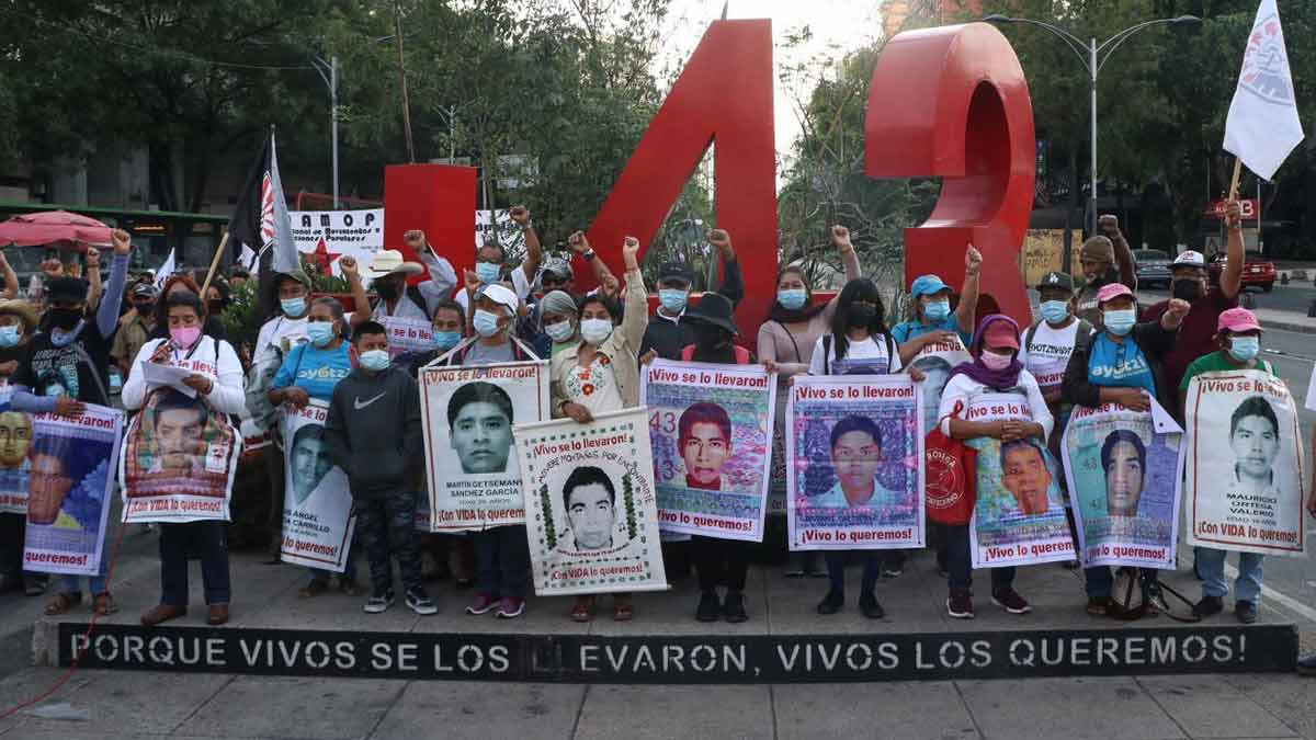 Cerraron el caso Ayotzinapa pero abrieron una “caja de Pandora”