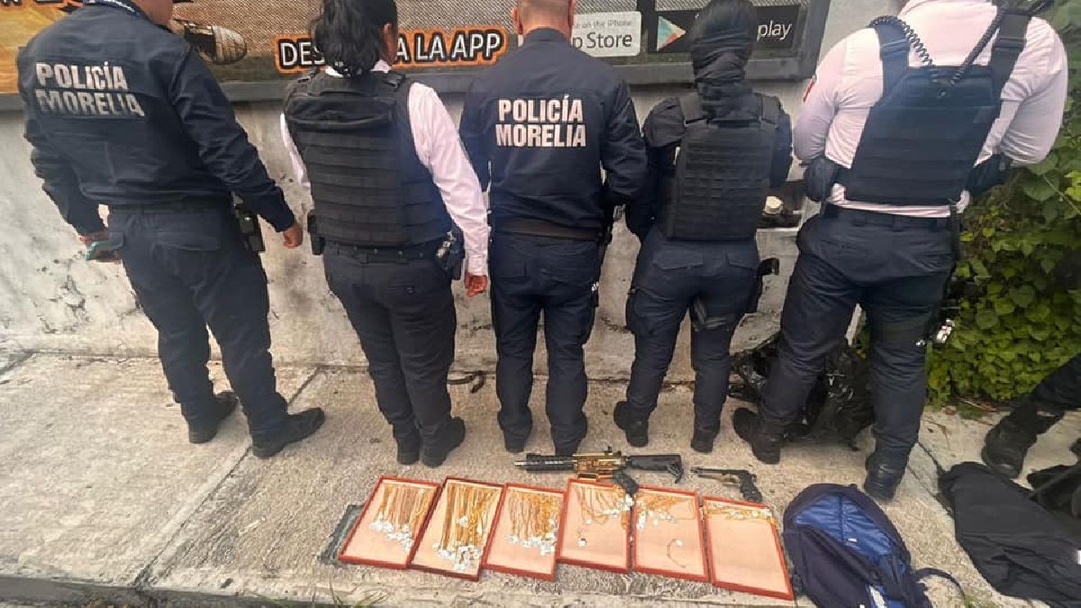 En Morelia, Michoacán, captan persecución y detención de ladrones de joyas
