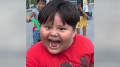 Iker, el niño millonario, supera los 100 mil suscriptores en YouTube