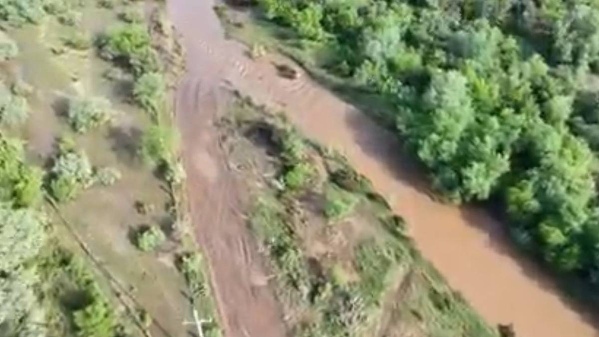 Hallan cuerpos sin vida de padre e hijo en arroyo tras fuerte lluvia en Hermosillo, Sonora
