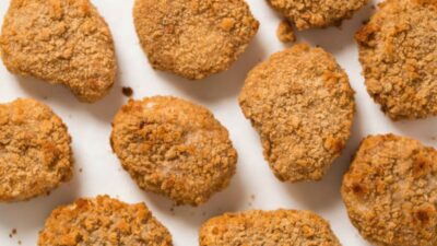 ¿De qué están hechos los nuggets de pollo?