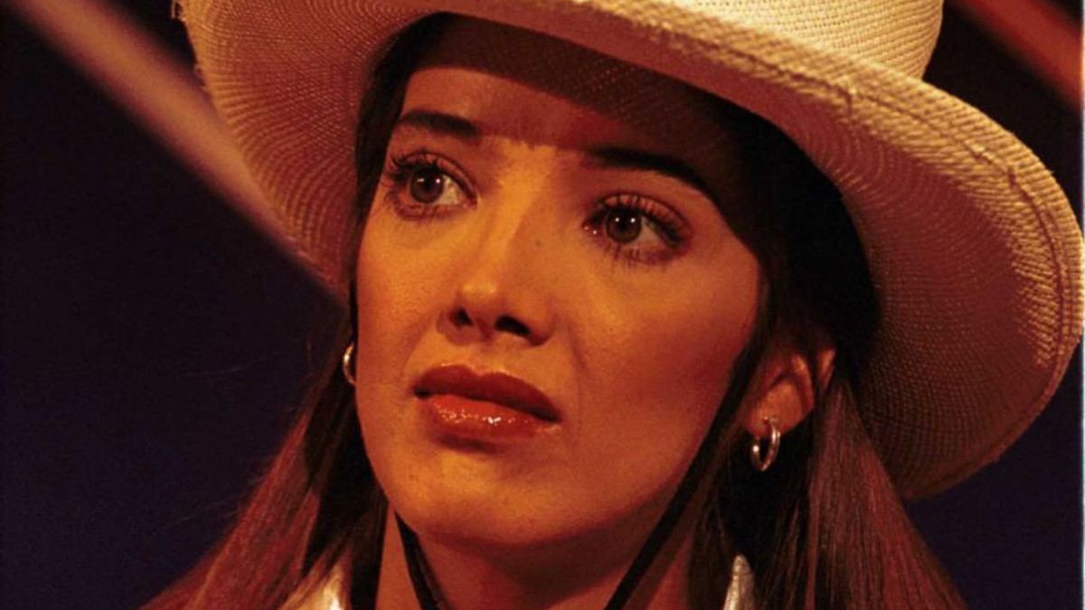 Tras 18 de su último trabajo, y haber dejado el mundo del espectáculo, un fan de Adela Noriega la habría captado en Perú.