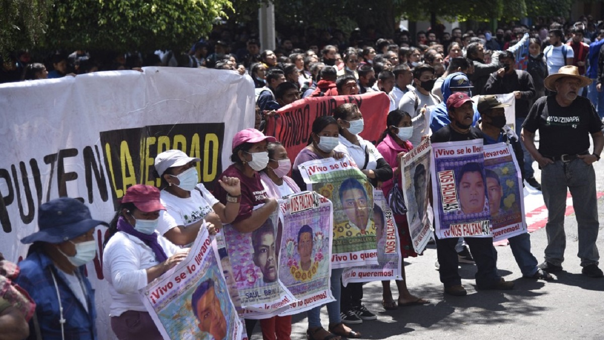 Giran orden de aprehensión contra exprocurador de Justicia de Guerrero, por caso Ayotzinapa
