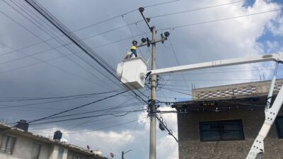 CFE restablece suministro eléctrico al 68% de los usuarios afectados por sismo