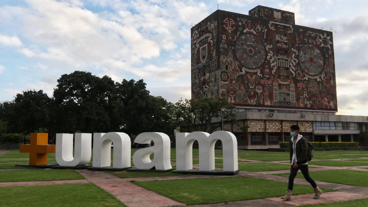 Desalojan facultad de UNAM por amenaza de explosivo