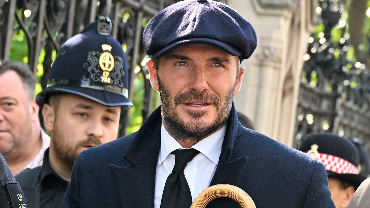 David Beckham se forma para despedirse de la difunta Isabel II
