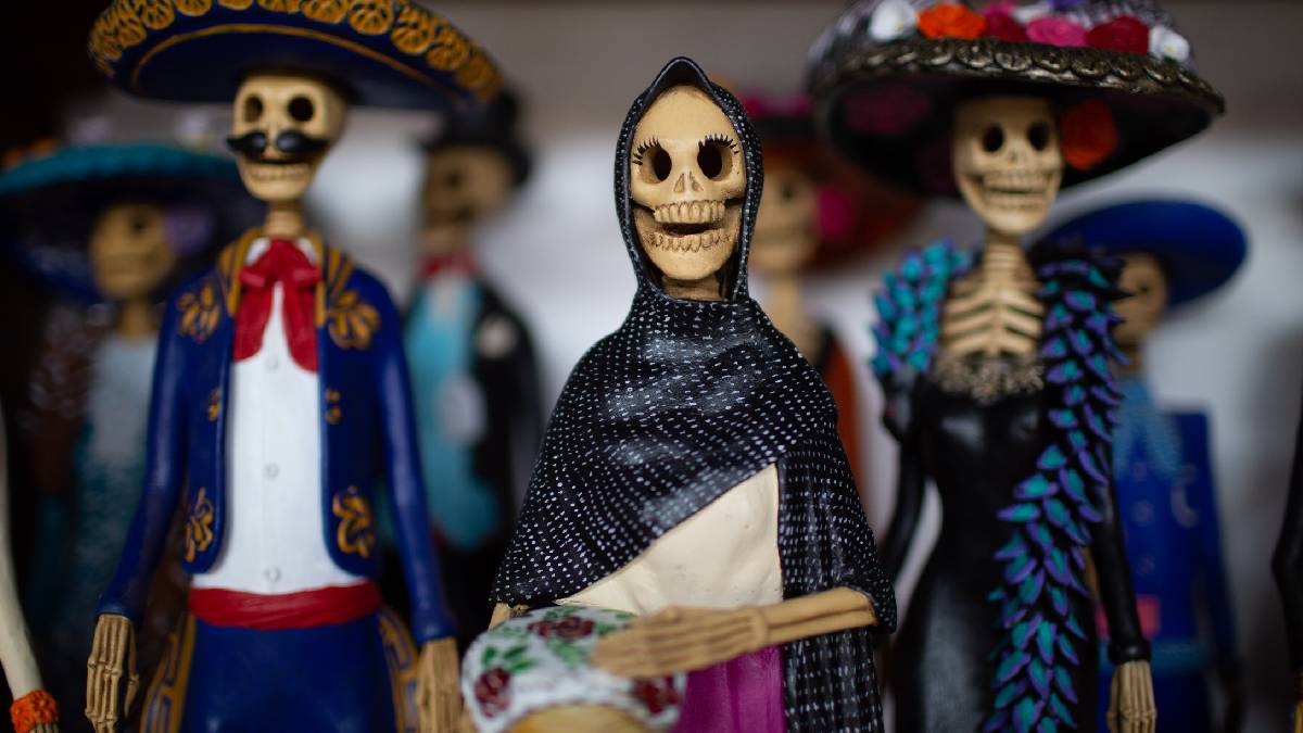 ¡Las calaveras salen de sus tumbas! Feria de la Catrina en Michoacán