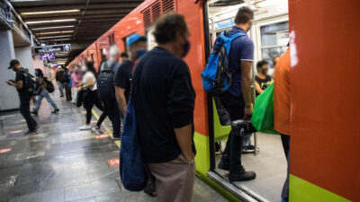 Metro CDMX: En estación Chabacano detienen a acosador que hirió a tres usuarios en Línea 9