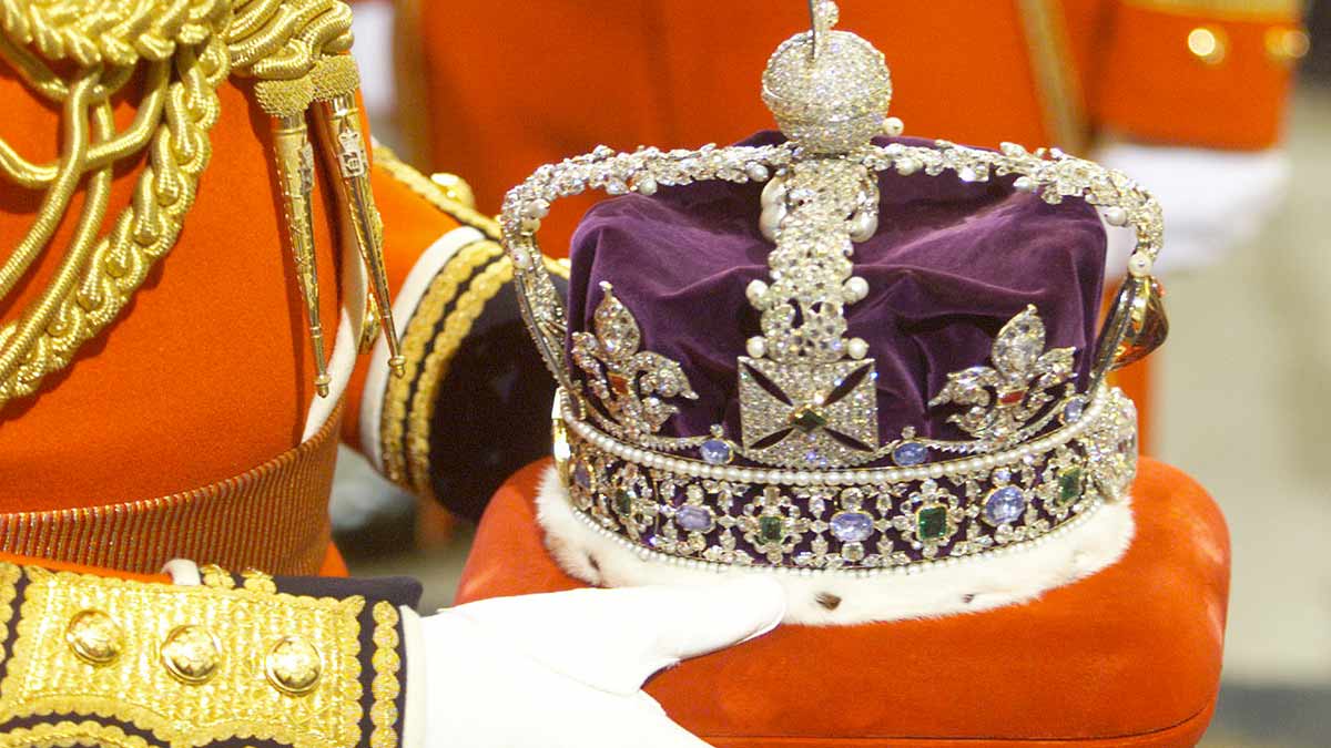 Éstas son las joyas de la Corona que usará Carlos III