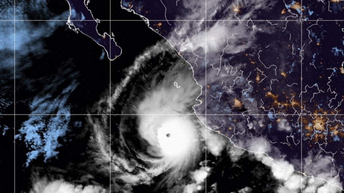 ¿Cuándo y dónde pegará el huracán Orlene en México?