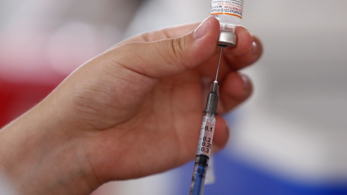 Inicia vacunación contra la influenza estacional en México