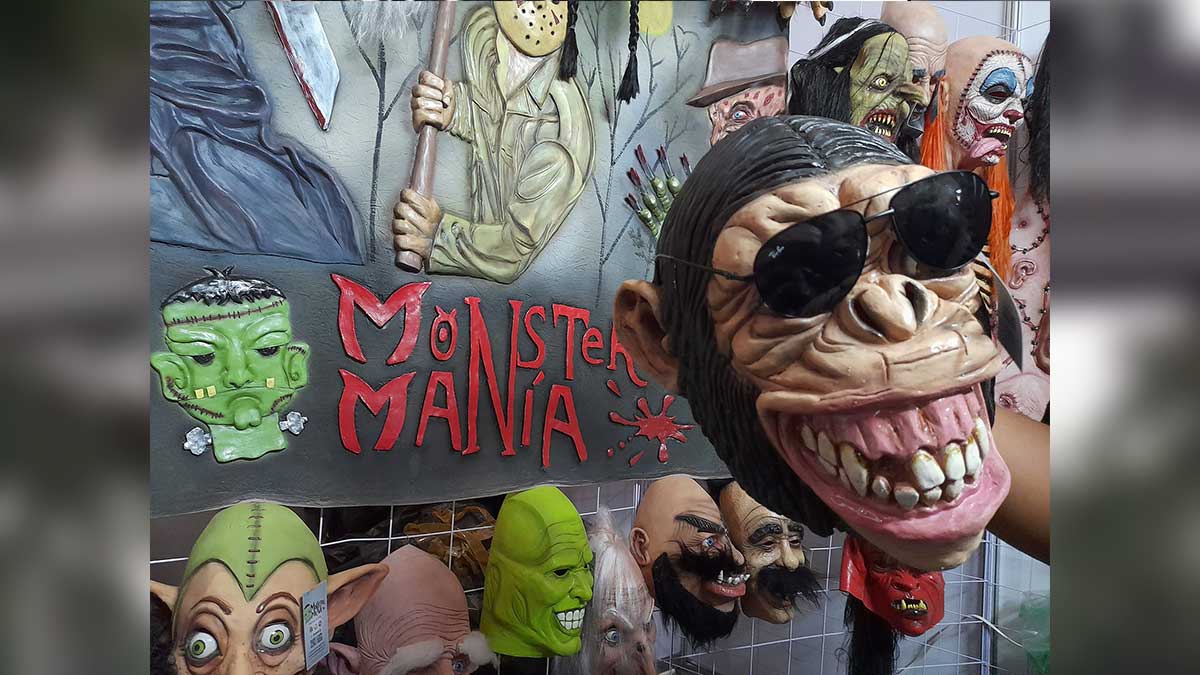 En Puebla, la fábrica que hace máscaras de terror