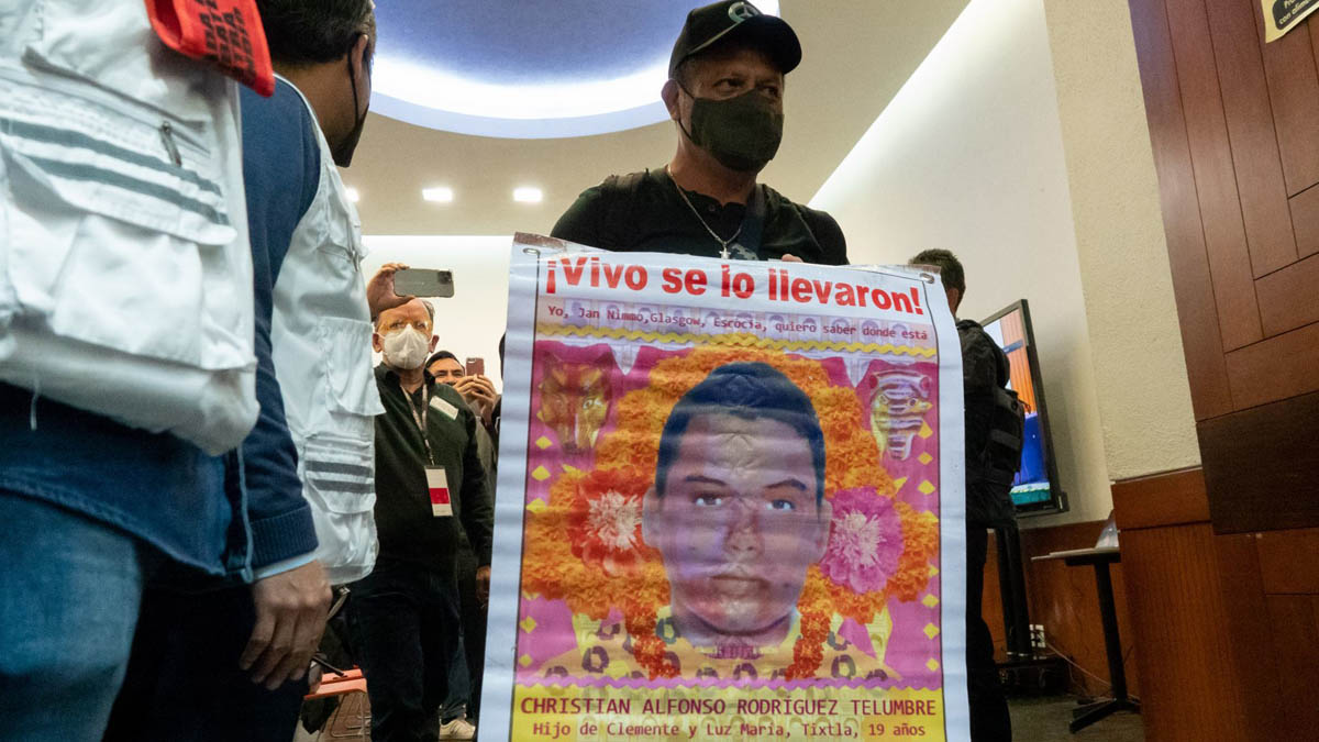 “No se puede determinar autenticidad de capturas de pantalla en caso Ayotzinapa”: Expertos Independientes