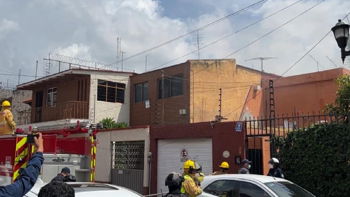 En Oaxaca policías arriesgaron sus vidas durante un incendio