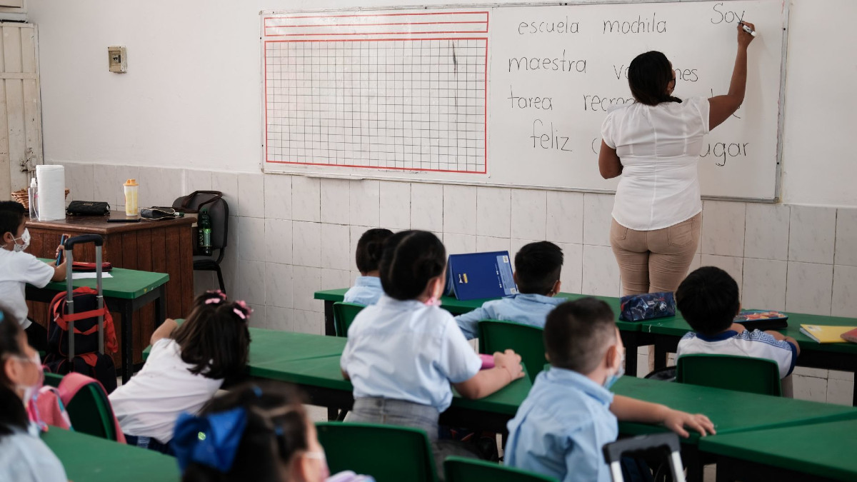 Suspenden programa piloto de educación básica en México