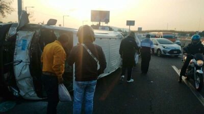 Volcadura en la autopista México-Puebla deja al menos 14 lesionados