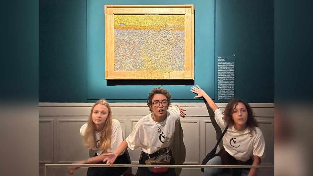 Vincent Van Gogh: ecologistas arrojan sopa de guisantes a pintura en museo de Roma