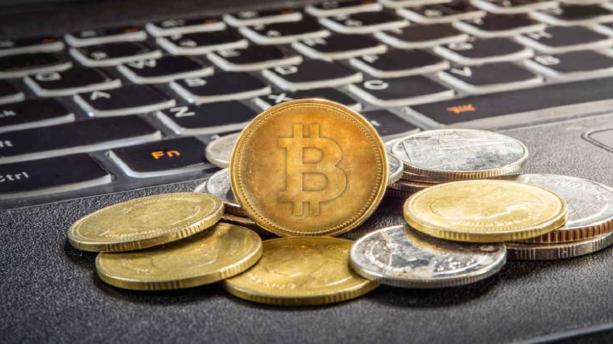 Bitcoin se derrumba tras compra de plataforma FTX